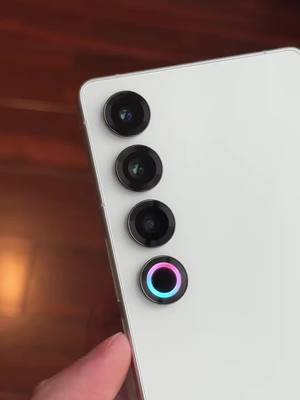 A post by @cngadget on TikTok caption: MEIZU 21 Pro first look #meizu 