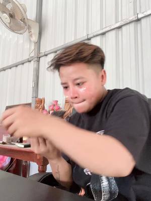 A post by @brospich89 on TikTok caption: ជិតចូលឆ្នាំហើយ 🤪🤪#fyp 