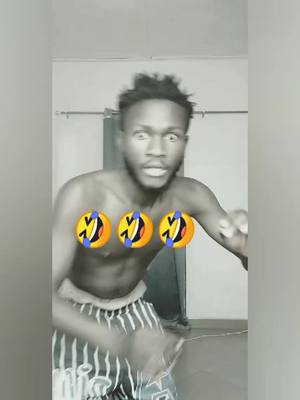 A post by @comedian_sobolobo1 on TikTok caption: New sound 🤣🤣🤣🤣#tamaletiktokers #funny #comedy #viralvideo #sobolobocomedy @Maccasio official 