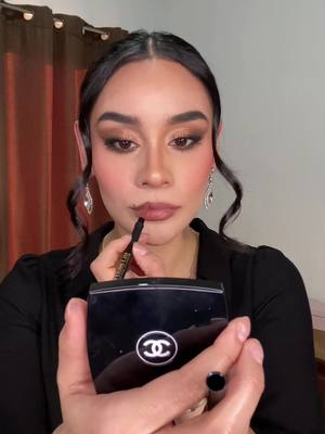 A post by @fermejia.r on TikTok caption: GRWM, maquillaje cafecito ✨ #makeup #maquillaje #grwm #grwmmakeup #novia #exponovia #modelo 