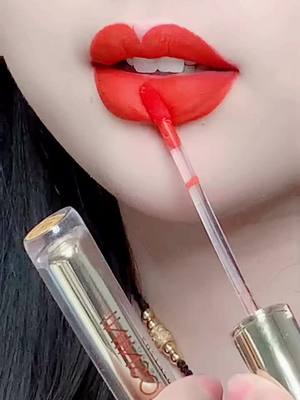 A post by @lipstickshow on TikTok caption: Wow,Have you ever tried this?#lipstickshow #lisptick #makeup 