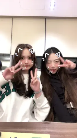 A post by @sammi_329 on TikTok caption: 亂跳一通