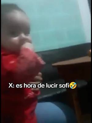 A post by @sofitareyesgarcia on TikTok caption: Sofía sabía que iba a salir este trend, desde q era una bebe🤣 por eso dejo grabado su vídeo,#recuerdosdesofi 