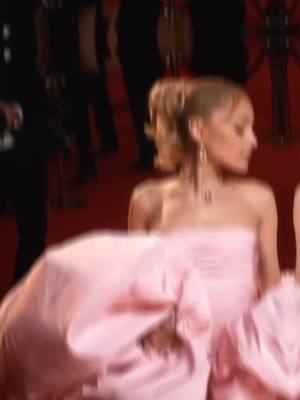 A post by @sassyqueen017purr on TikTok caption: Im backkkk :3 back to editing hopefully it doesn't flop #arianagrande #oscars2024 #glambot 