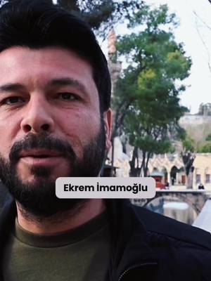 A post by @istanbulun__sesi on TikTok caption: Urfalı Kürt Seçmen: Elinizdeki başkanı bırakmayın tekrardan seçin! #snklei #sokakröportajları 