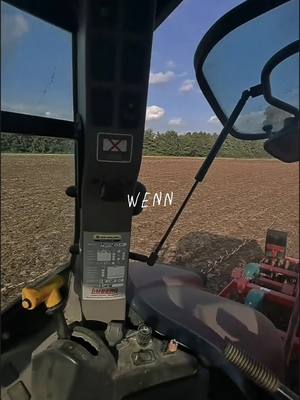 A post by @bastian_landwirtschaft on TikTok caption: Beste Zeit aufm Schlepper 🚨🚨#Dorfkind #fürdich #vollepulle #foryou #fy #Casepuma #case #arbeiten #einzeichensetzen #fendt930 #fendt #newholland #Mais #häkseln #mais2023 