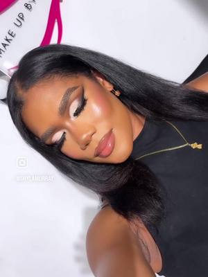 A post by @shylamurrayy on TikTok caption: cant get over this makeup look 😍  #makeup #glamlook #juviasplace #facebeat #model #makeupmodel 