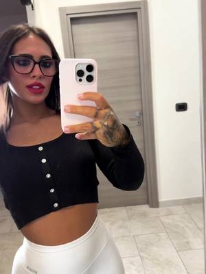 A post by @palmierimarta on TikTok caption: #sunday #hellotiktok 