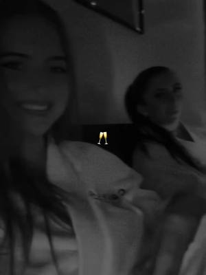 A post by @aureliesvrg on TikTok caption: 🥂 #spa #bff #champagne #girls #fyp #pourtoi #night #2024 @leasrpidl 