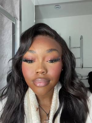 A post by @noms.ss on TikTok caption: loveee me this combo #makeuptutorial #lipcombo #lipcombotutorial #blackgirlmakeup #ukblackgirlmakeup 