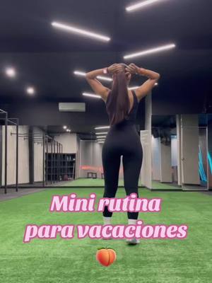 A post by @veronicagamboaa on TikTok caption: Quienes hacemos ejercicio regulamente sabemos del famoso “pump muscular” o “bombeo”. Utiliza esta rutina para lograrlo estando de vacaciones y lo nad importante te ayudara a sentirte mucho mejor 🙌🏼👙💪🏼🔥#fitness #vacaciones 