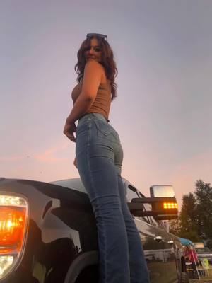 A post by @maelayna_paris on TikTok caption: I wish i was like “lady may” but this songs more suiting #country #zachbryan #jackdaniels #fy#fypシ #drinking 