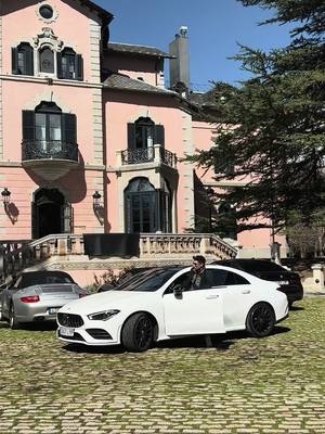 A post by @aitormedina07 on TikTok caption: #oldmoney #castillo #mercedes #cla 