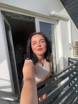 A post by @caro.official31 on TikTok caption: Jakie plany na wakacje ? ☀️#dc #foryou #buddadzieciak98#buddateam🤘🎬#dc#foryou#foryourpage#dc#kobietaztatuazami#polskakobieta#slonce#wakacje#holidaytiktok#tiktok#dc#girl #dlaciebie#Love#black#budda @ImBudda.7 