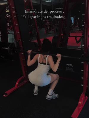 A post by @paloma_ady_ on TikTok caption: #CapCut #gymmotivation 