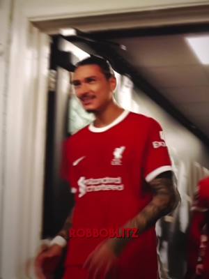 A post by @robboblitz on TikTok caption: robboblitz is back😎😎 #andyrobertson #dirkkuyt #fyp #darwinnunez 