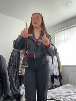 A post by @paigecosgrovex on TikTok caption: Stuck in the head atm 🤍#newcastle #fyp #foryou #viral #foryoupage 