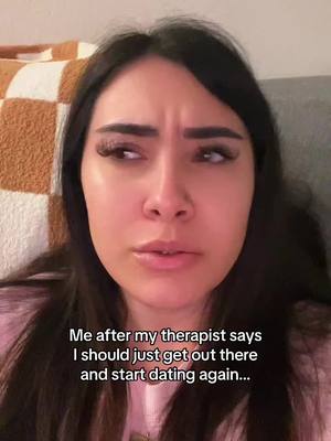 A post by @elena_mar_mar on TikTok caption: My last relationship really broke meee #fyp #fypシ #HealingJourney #single #therapy #ttpd 