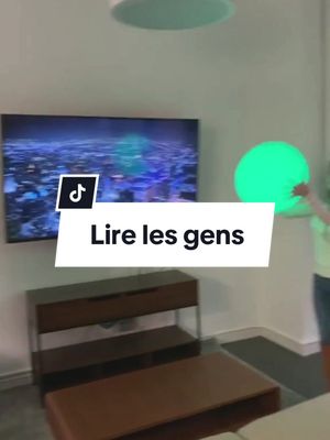 A post by @manipulation.totale on TikTok caption: Comment lire les gens ? 👌 #psychologie #lire #gens #art #mental #mentalisme #manipulation #psychopathe #telepathie #psychologue #technique #manipule 