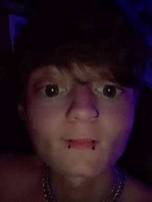 A post by @graywolfe_gym20 on TikTok caption: 👁️👄👁️ plz ignore my peeling nose.      I got absolutely fried in Florida:/ 🦞