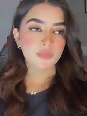 A post by @sanamjan3481 on TikTok caption: #duet with @Faryal  yousafzai 🐣 