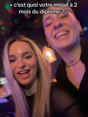 A post by @sonalie.gbne on TikTok caption: #VideoAleatorio le sourire jusqu’aux oreilles 🥹 #etudianteinfirmière #devinelapersonne #pourtoi #fypシ 