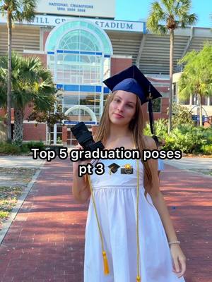 A post by @annathephotos on TikTok caption: share with a friend!📸 #graduation #graduationposes #graduationphotos #gradphotoshoot #graduationphotoshoot #photoshoot #gradportraits #photographytutorial #uflorida #universityofflorida #floridagators #gogators 