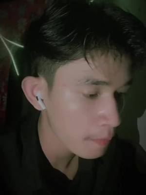 A post by @radavit_official2002 on TikTok caption: ខុសគ្នាសែនឆ្ងាយ🥺 #tiktok #fyp #សម្តីអប្រិយ #follow #cambodia 