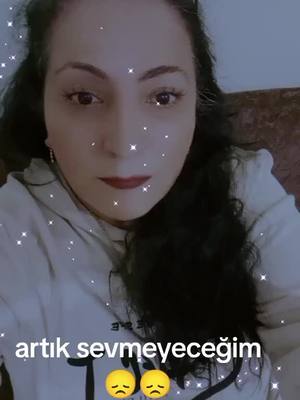 A post by @hanimaga4242 on TikTok caption: #keşfetdestekekibi #sevimnur42 #EkspresikanDenganCapCut #CapCutAmor #kamaraarkası #kesfetgonuldostlariekibi❤️ #kesfetbeniöneçıkart 