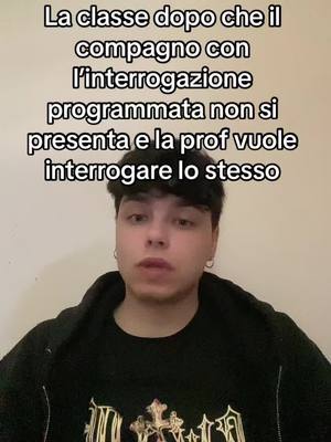 A post by @rod_e_todd on TikTok caption: Succede sempre cosi non potete dire il contrario #classe #interrogazzione #scuola #meme 