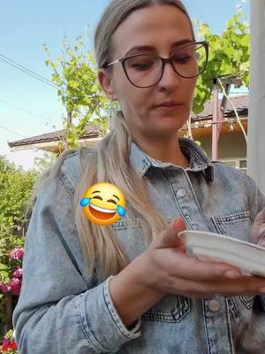 A post by @oana_stanescu93 on TikTok