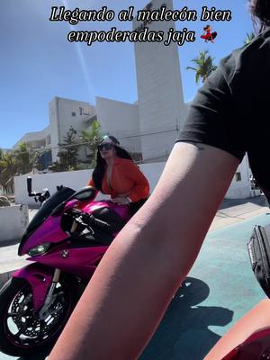 A post by @brenda.saenzk on TikTok caption: Semana de la moto mazatlan #mazatlan #bikergirl #semanadelamoto #supermoto #bmw1000rr #gsxr750 