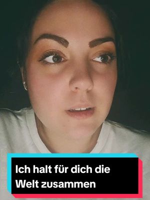 A post by @je.suis.lisa on TikTok caption: Ich halt für dich die Welt zusammen..#trend #fürdich #foryoupageofficial #viralvideo #pageforyou_🔥 #foryoupageofficiall #foryou #viraltiktok #foryoupage #viral #fyfyfyfy #fyfy #fypシ゚viral #makeup #fypage #Love #fypシ #fypシ 