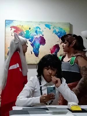 A post by @katsu_artie on TikTok caption: -inuyasha salió del chat- @Yuu cosplay  #xyzcba #parati #fyp #foryoupage #cosplay #kagome #aome #koga #inuyashacosplay #inuyashaedit #inuyashaxkagome #inuyashaanime #inuyasha 