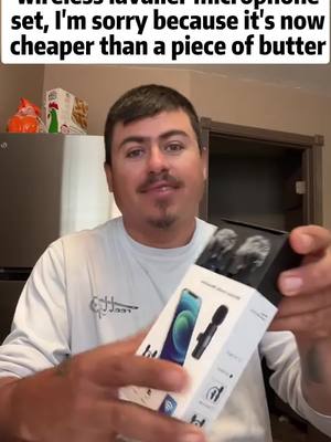 A post by @dghjhufcw on TikTok caption: This wireless mic is a GameChanger #mic #wirelessmicrophone #contentcreator #content #audio #tiktokmademebuyit 