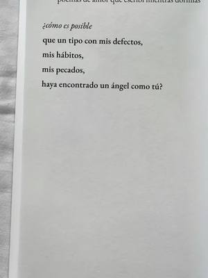 A post by @rowanelpoeta on TikTok caption: Libro: 'poemas de amor que escribí mientras dormías' de Rowan Everly, disponible en Amazon.#amor #desamor #frases #romance #triste #libro #latidosdemicorazon  #poemasdeamor #poesia