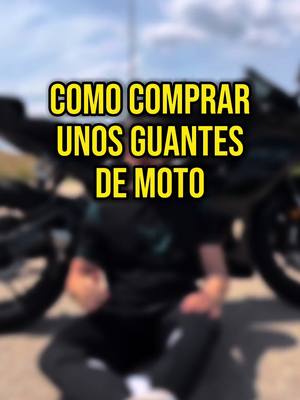 A post by @alvaroovallekas on TikTok caption: Ya habéis aprendido algo nuevo :) #parati #fyp #guantes #motos #consejos #equipacion #moteros #proteccion 