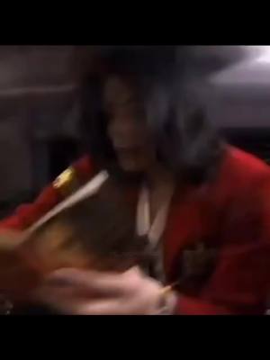 A post by @mj_appleheead on TikTok caption: Michael being a gentleman.🥹❤️‍🩹|#recommendations #fyp #michaeljackson #moonwalker #jackson #applehead #appleheadmj #mj #mjinnocent #kingofpop #CapCut 