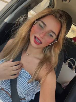 A post by @tiamariabeainy on TikTok caption: #fyp #trending #explore #videoviral #trending 