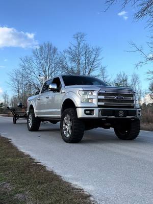 A post by @_its_danna on TikTok caption: Ive got an itch i think its time to scratch. #fyp #stateline #florida #bubbatruck🌾 #platinum #foryou #grapps #jonboat #riverkids #flawlesswhipz #nittotires #CapCut @Jackson.850 @StateLine Outdoors™️ @FlawlessWhipz @Jfish⚡️ @Chad 