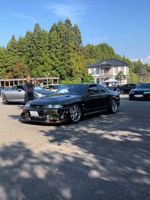 A post by @aym_bcnr33 on TikTok caption: r33gtr!!#nissan #skyline #gtr #r33 