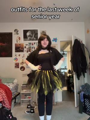 A post by @jarbirdart on TikTok caption: im done! #senioryear #classof2024 #OOTD #fashion #fypage #hooray