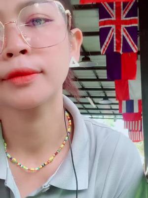 A post by @aemounoun on TikTok caption: ហ្វេក្ដៅម្ដង☕️