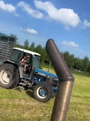 A post by @cormac_cassidy on TikTok caption: BACK WAY A BANG 🕺🏻 #youlovetoseeit #grasson #threalgrassmen #7840 