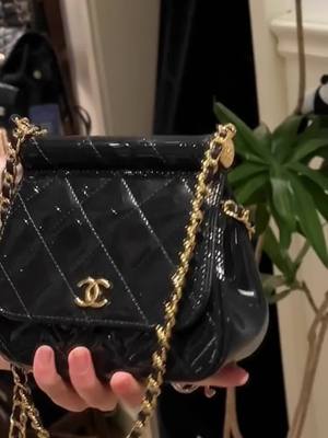 A post by @harunobuinthesnow on TikTok caption: #bag #chanel 