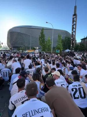 A post by @yoni292 on TikTok caption: Real madrid #bernabeu  #eurocopa #campeones  #Realmadrid  Realmadrid