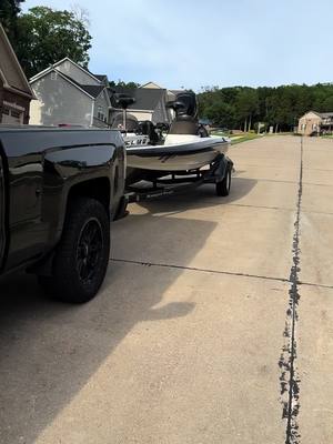 A post by @jjexotic59 on TikTok caption: #fypage #rangerboats #chevy #dirty 