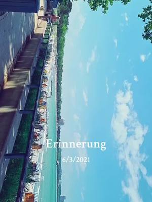 A post by @vannihrshn on TikTok caption: #erinnerung Vermisse das Meer. 🫣🥹 Nur noch ein Jahr und dann geht es zurück mit meiner Frau @Evelina 😍 🥰 #Ostsee #Meer 