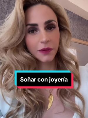 A post by @etoilemex on TikTok caption: Significados que encontré sobre soñar con joyeria! Te ha pasado? #interpretaciondesueños #soñar #soñarconjoyas #sueñosporcumplir 