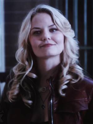 A post by @parrillaxx on TikTok caption: LAST DAY OF SCHOOL TDY FOR ME!!!! #onceuponatime #ouat #emmaswan #jennifermorrison #edit #viral #fyp #foryoupage 